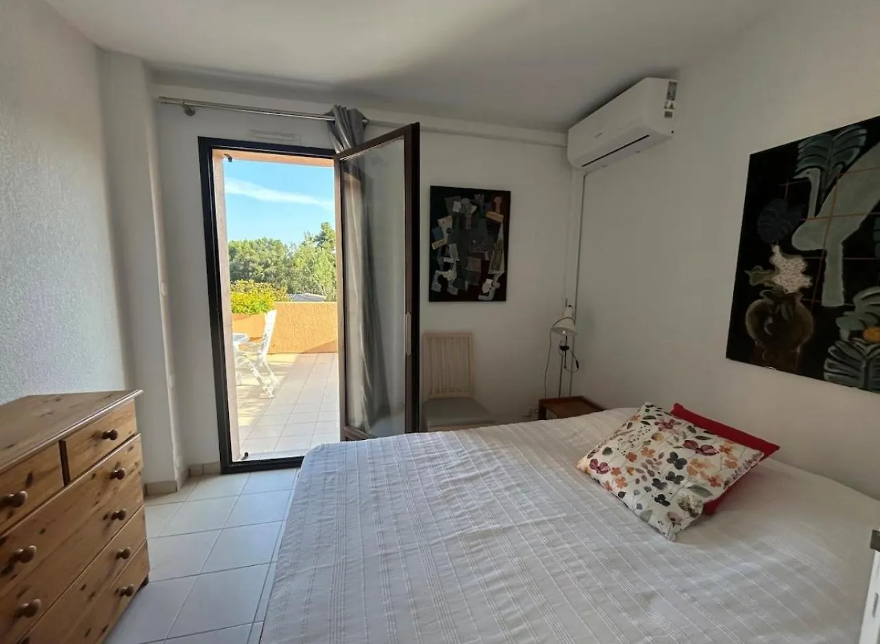 Appartement Hauts De Vaugrenier Villeneuve-Loubet 0*,