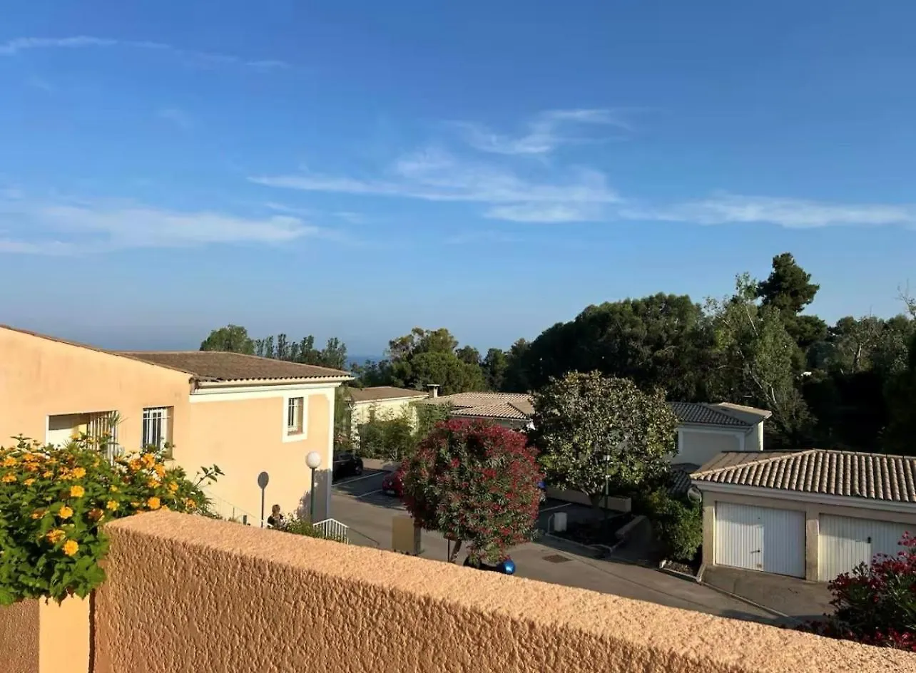 Apartment Appartement Hauts De Vaugrenier Villeneuve-Loubet